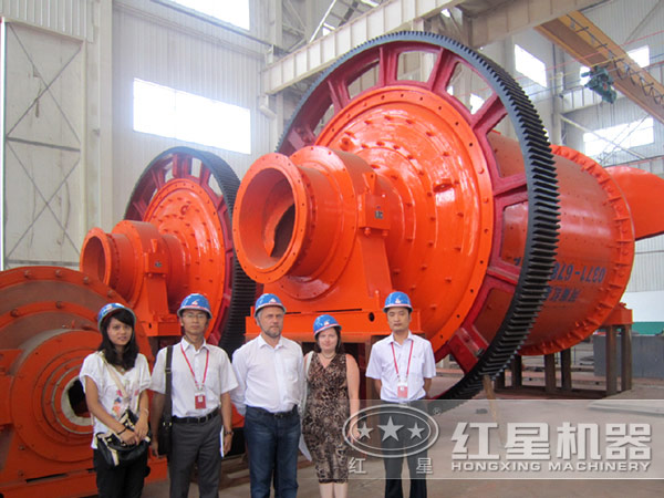 時產(chǎn)100噸管式球磨機多少錢？