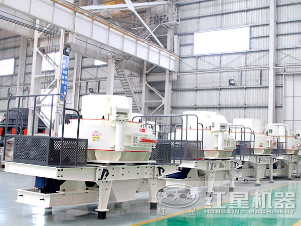 河卵石打砂機，時產(chǎn)100噸左右的機子就是它