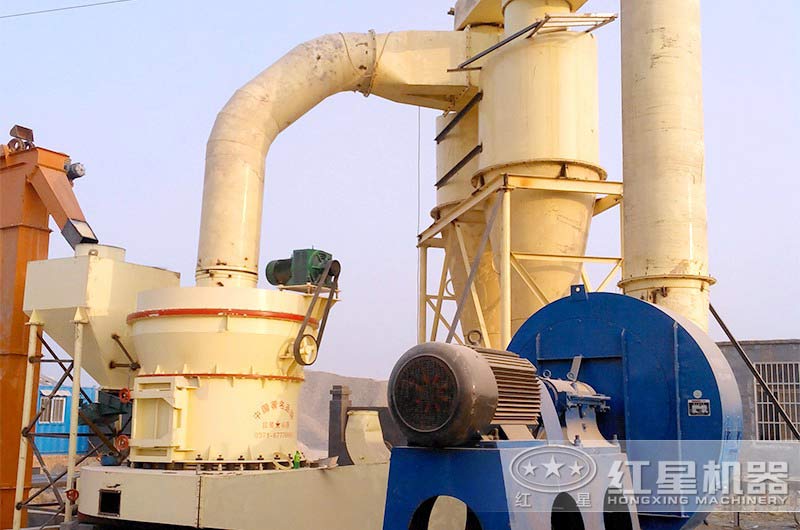 石灰石磨粉機(jī)加工現(xiàn)場 石灰石磨粉機(jī)加工現(xiàn)場