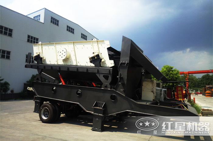 可移動振動篩沙機，半掛車車頭牽引隨時隨地流動作業(yè)