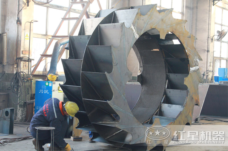 洗砂機(jī)生產(chǎn)車(chē)間 洗砂機(jī)生產(chǎn)車(chē)間