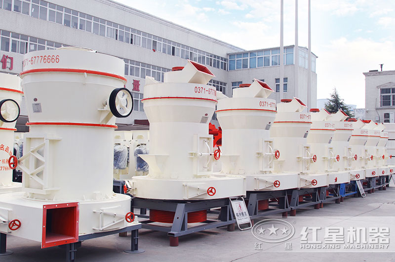 雷蒙磨粉機(jī)設(shè)備實(shí)拍 雷蒙磨粉機(jī)設(shè)備實(shí)拍