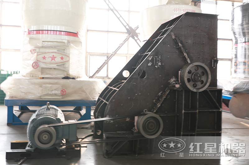 破碎赤泥可以用雙級破碎機(jī)嗎？有沒有時產(chǎn)35t的雙級破碎機(jī)