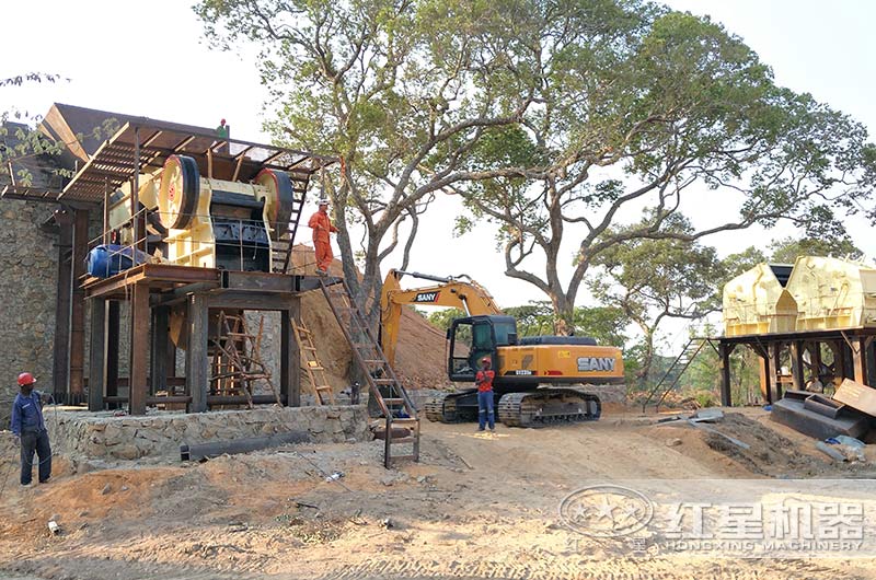 頁巖破碎、制砂海外生產(chǎn)現(xiàn)場搭建中