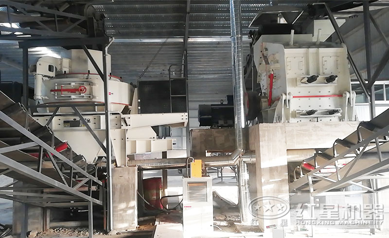 客戶來廠咨詢：想購買日產(chǎn)1000噸的制砂機，有推薦的型號嗎？