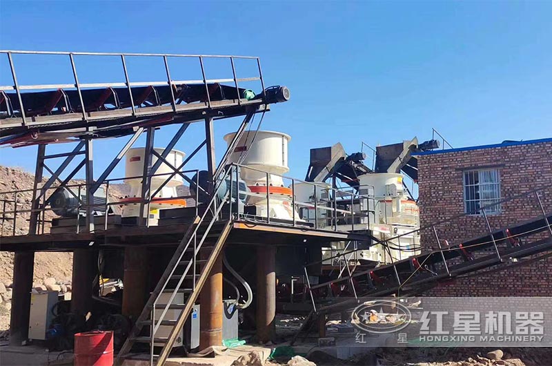 單缸圓錐破碎機(jī)加工現(xiàn)場實拍 單缸圓錐破碎機(jī)加工現(xiàn)場實拍