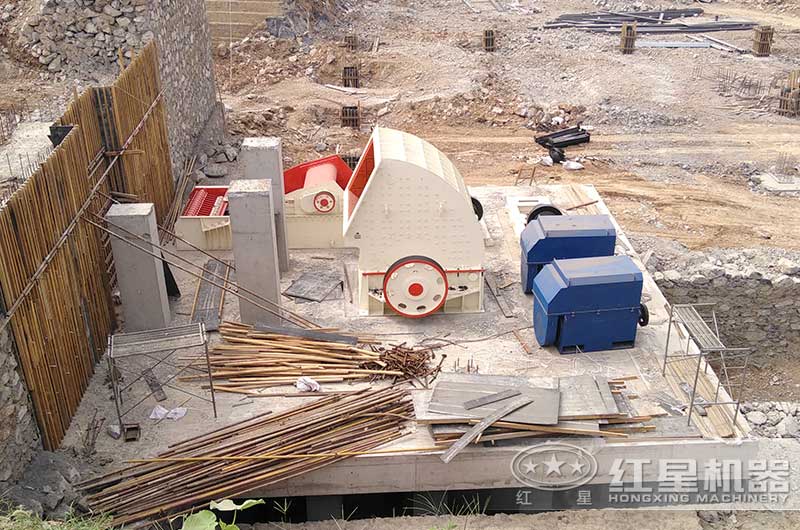 1615重錘破碎機參數(shù)_產(chǎn)量是多少？