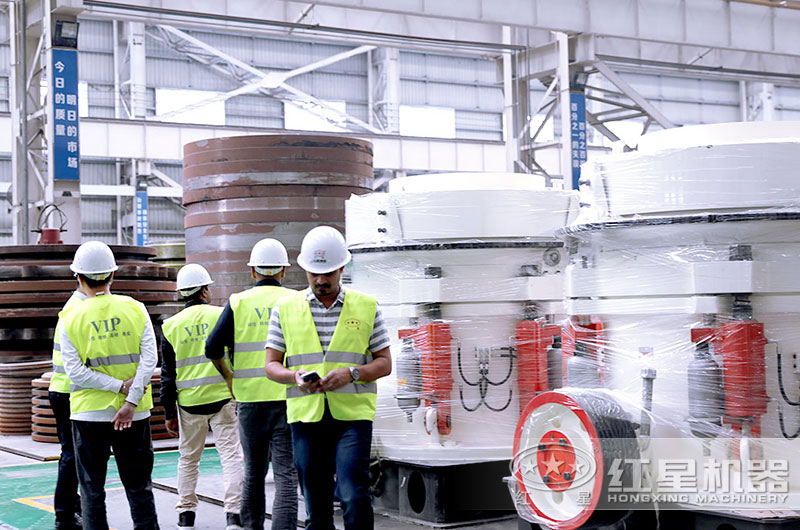 圓錐破碎機優(yōu)勢特點多，歡迎來廠考察