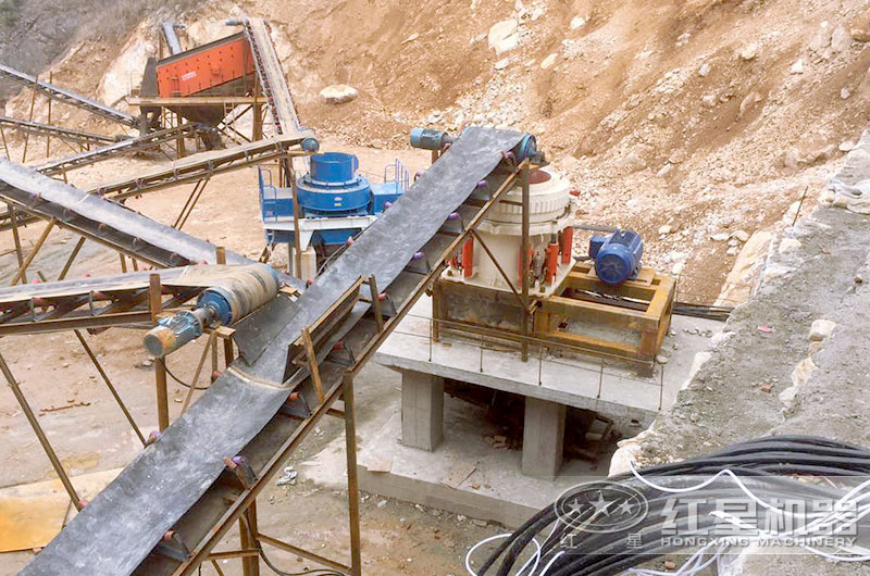 固定式小型鵝卵石制砂機(jī)生產(chǎn)現(xiàn)場(chǎng) 固定式小型鵝卵石制砂機(jī)生產(chǎn)現(xiàn)場(chǎng)