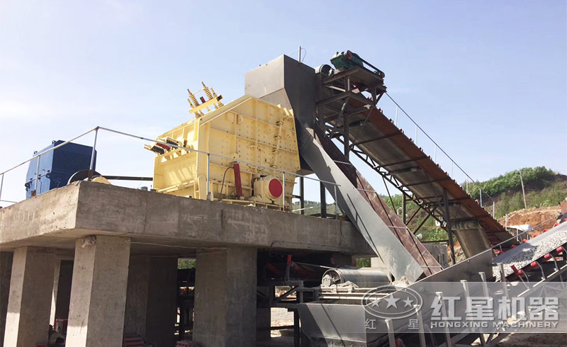 想買一臺(tái)破碎礦石的1315反擊破，多少錢(qián)？廠家給送貨嗎？