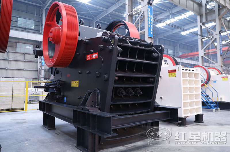 顎式頁巖破碎機(jī)圖片 顎式頁巖破碎機(jī)圖片