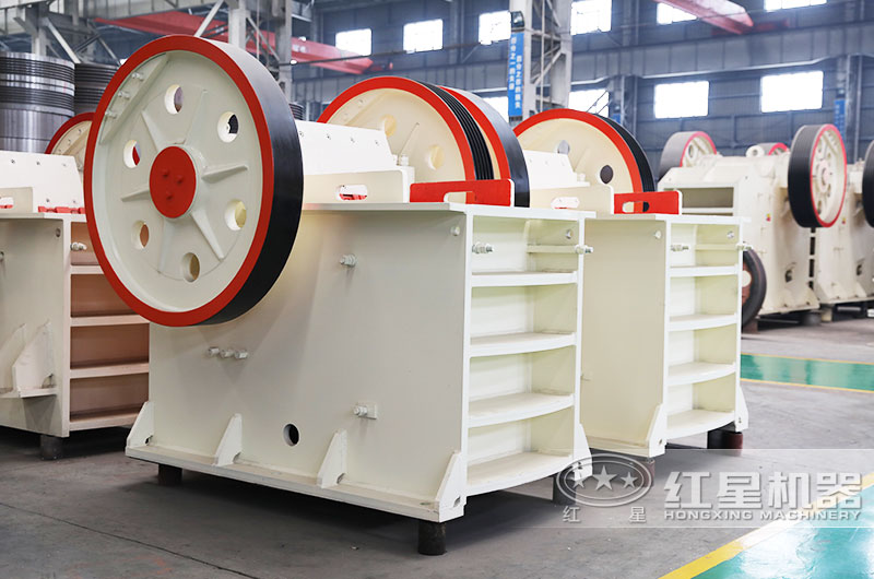 912顎式破石機產(chǎn)量是多少？一臺價格多少錢？