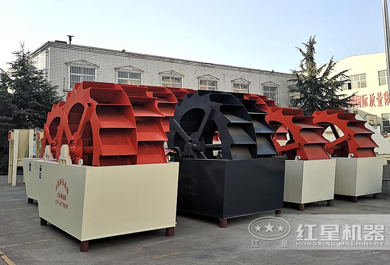 洗砂機(jī)用于清洗石料中的石粉、雜質(zhì)