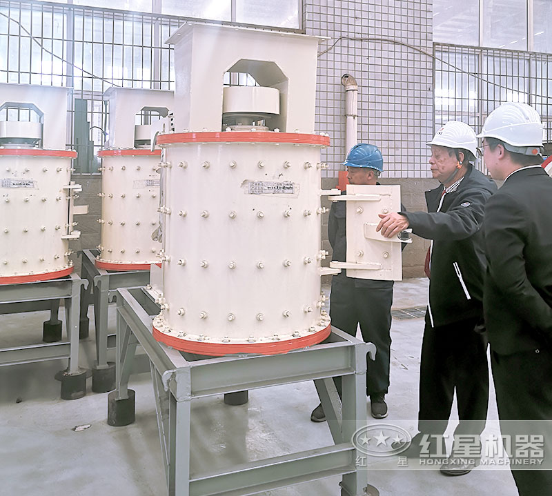 復合式破碎機客戶實地考察 復合式破碎機客戶實地考察