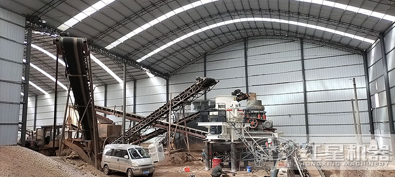 碎沙機設(shè)備多少錢一套，一天能生產(chǎn)多少？