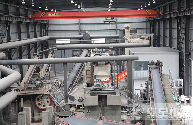 破碎生產(chǎn)線中常用的碎石機有哪些？全套生產(chǎn)方案配置